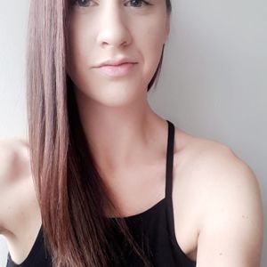 Meet your Posher, Simone